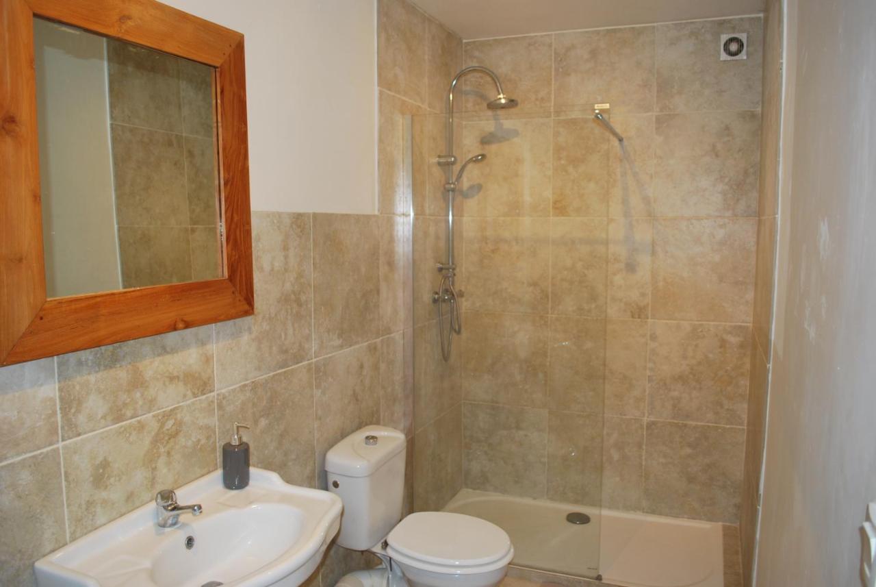 La Ferme De Roquedure Otel Montfaucon  Dış mekan fotoğraf